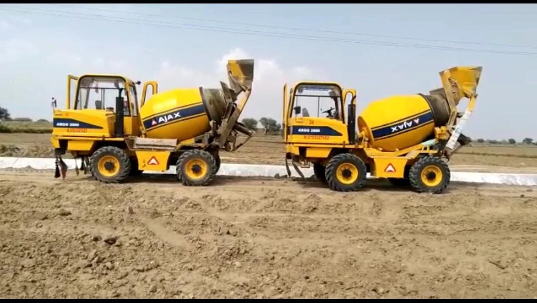 Self Loading Concrete Mixer Rajasthan
